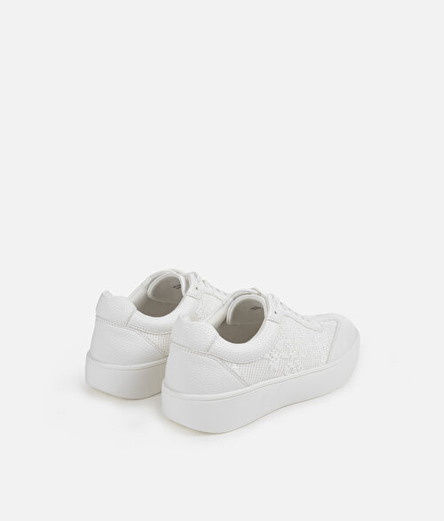 Kontrast dokulu sneaker