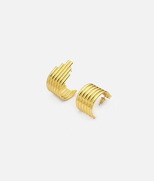 Dokulu metal küpe