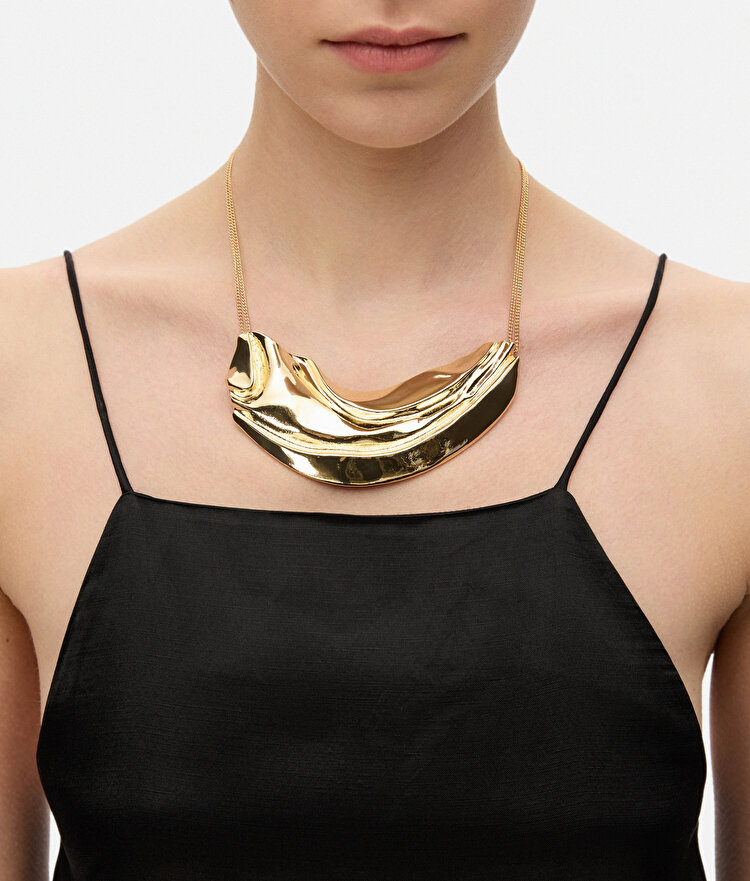 Amorf metal kolye