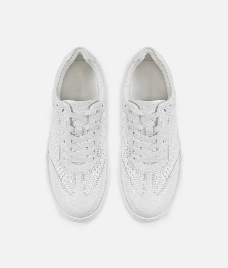 Kontrast dokulu sneaker